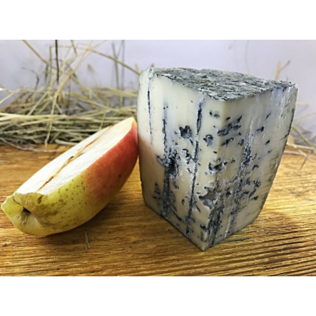 Сыр «Блю» из коровьего молока с голубой плесенью - 45% жирн.